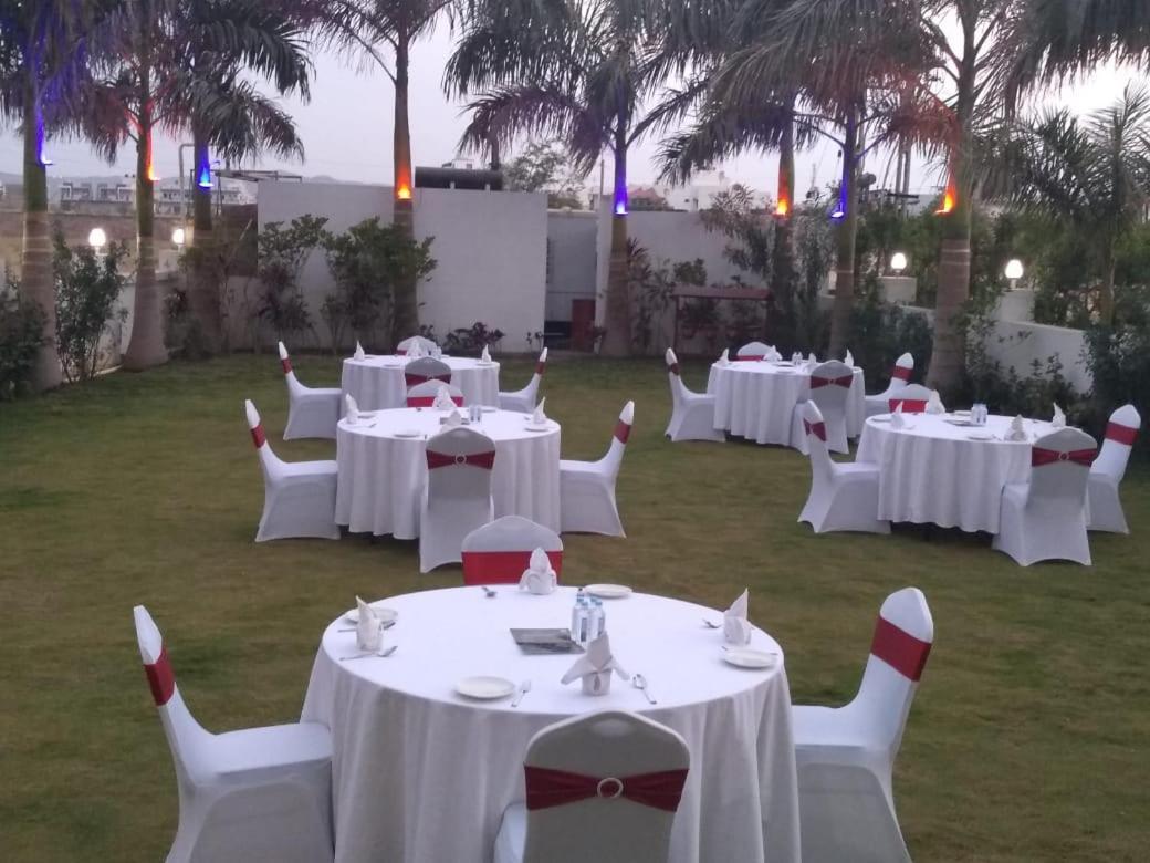 The Fern Residency, Bhuj Hotel Exterior photo